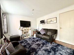 Living Room- click for photo gallery
